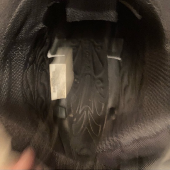 Black Helmet for Men - Picture 6 of 6